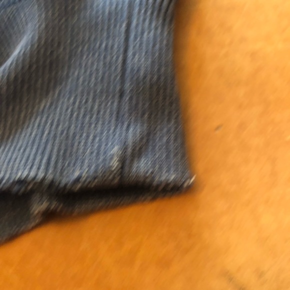 Columbia Large Sweatshirt - Picture 7 of 7